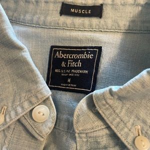 Abercrombie & fitch denim button down size M